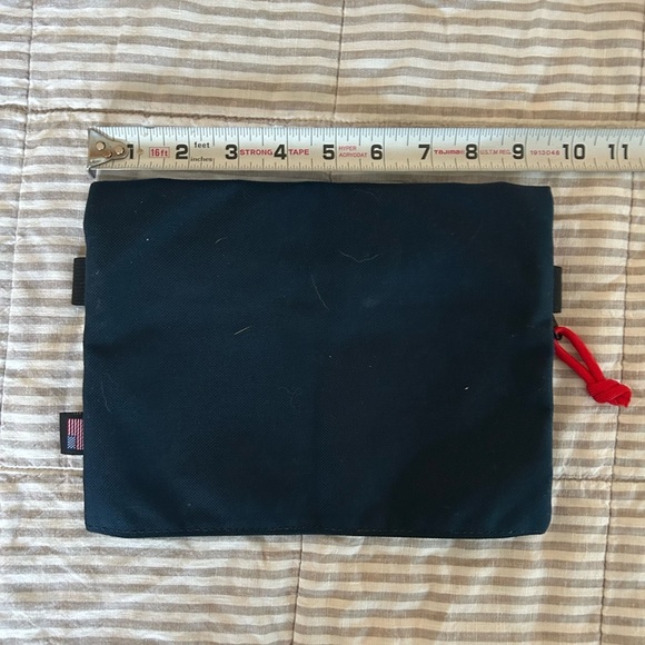Topo designs travel pouch - Picture 2 of 2